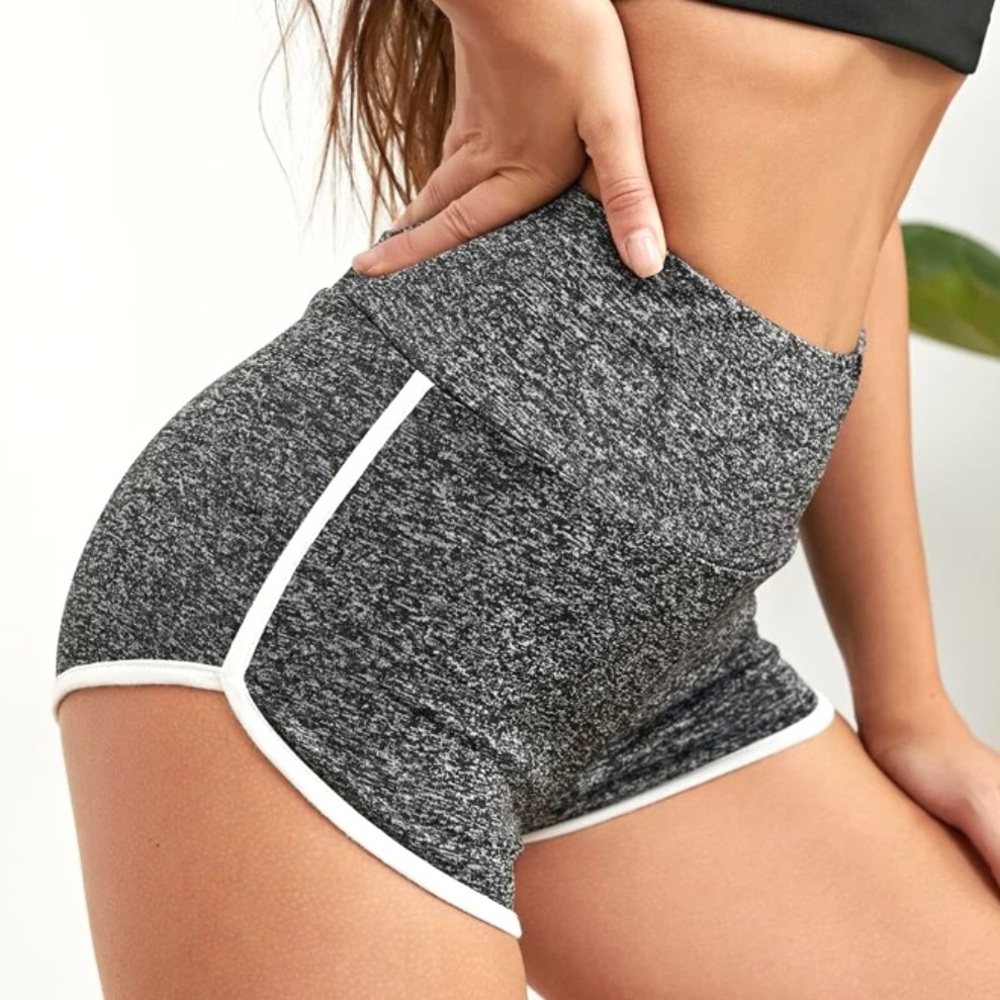 Gray Elastic Waistband Scrunch Shorts Size S